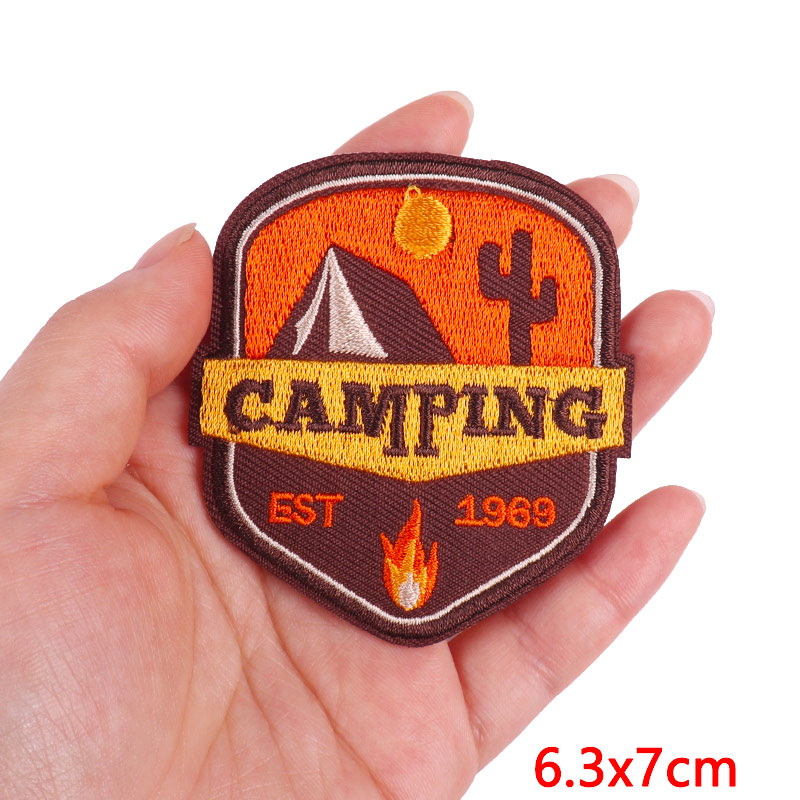 Dağ kamp macera işlemeli yama  - Outdoor Adventures Clothing incelemesi ve fiyatı